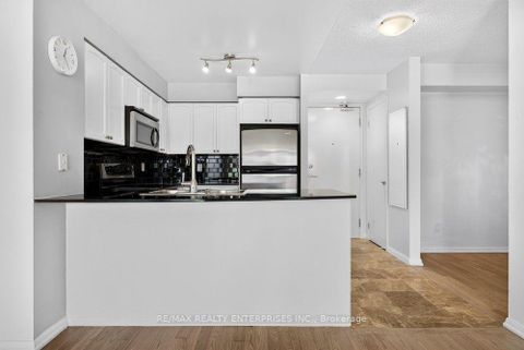 Photo 16 at 412 - 231 Fort York Boulevard, Niagara, Toronto