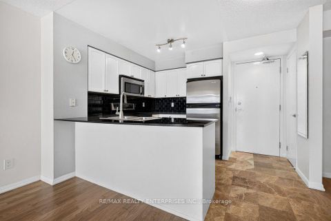 Photo 17 at 412 - 231 Fort York Boulevard, Niagara, Toronto