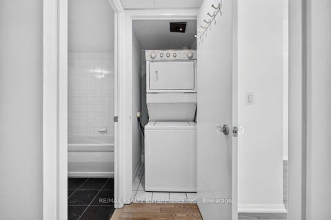 Photo 35 at 412 - 231 Fort York Boulevard, Niagara, Toronto