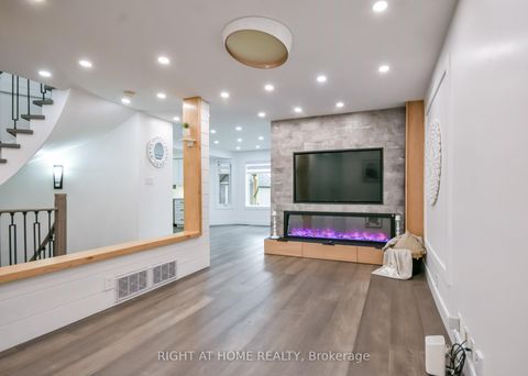 Photo 5 at 112 Birchwood Drive, East Bayfield, Barrie