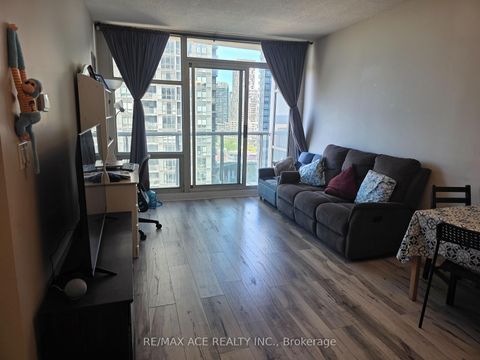 Photo 2 at 1801 - 35 Mariner Terrace, Waterfront Communities C1, Toronto