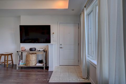 Photo 6 at 33 - 100 Long Branch Avenue, Long Branch, Toronto