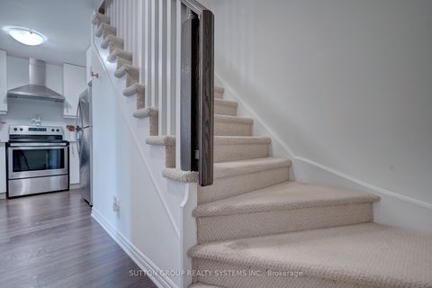 Photo 13 at 33 - 100 Long Branch Avenue, Long Branch, Toronto