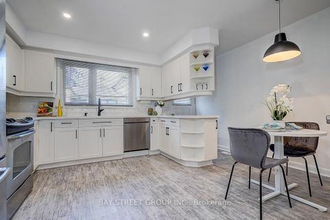 Photo 15 at 336 Betty Ann Drive, Willowdale West, Toronto