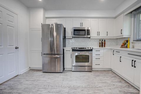 Photo 17 at 336 Betty Ann Drive, Willowdale West, Toronto