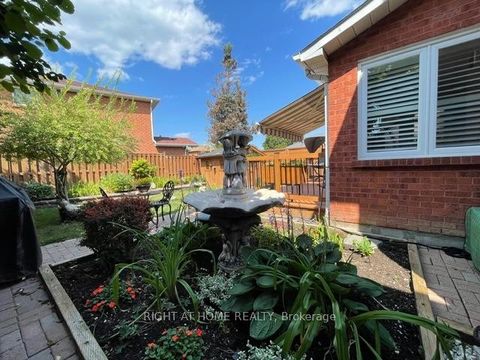 Photo 9 at 70 Bellona Street, West Woodbridge, Vaughan