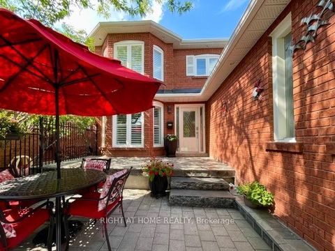 Photo 10 at 70 Bellona Street, West Woodbridge, Vaughan