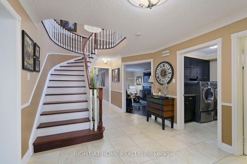 Photo 27 at 70 Bellona Street, West Woodbridge, Vaughan