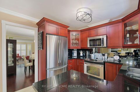 Photo 29 at 70 Bellona Street, West Woodbridge, Vaughan