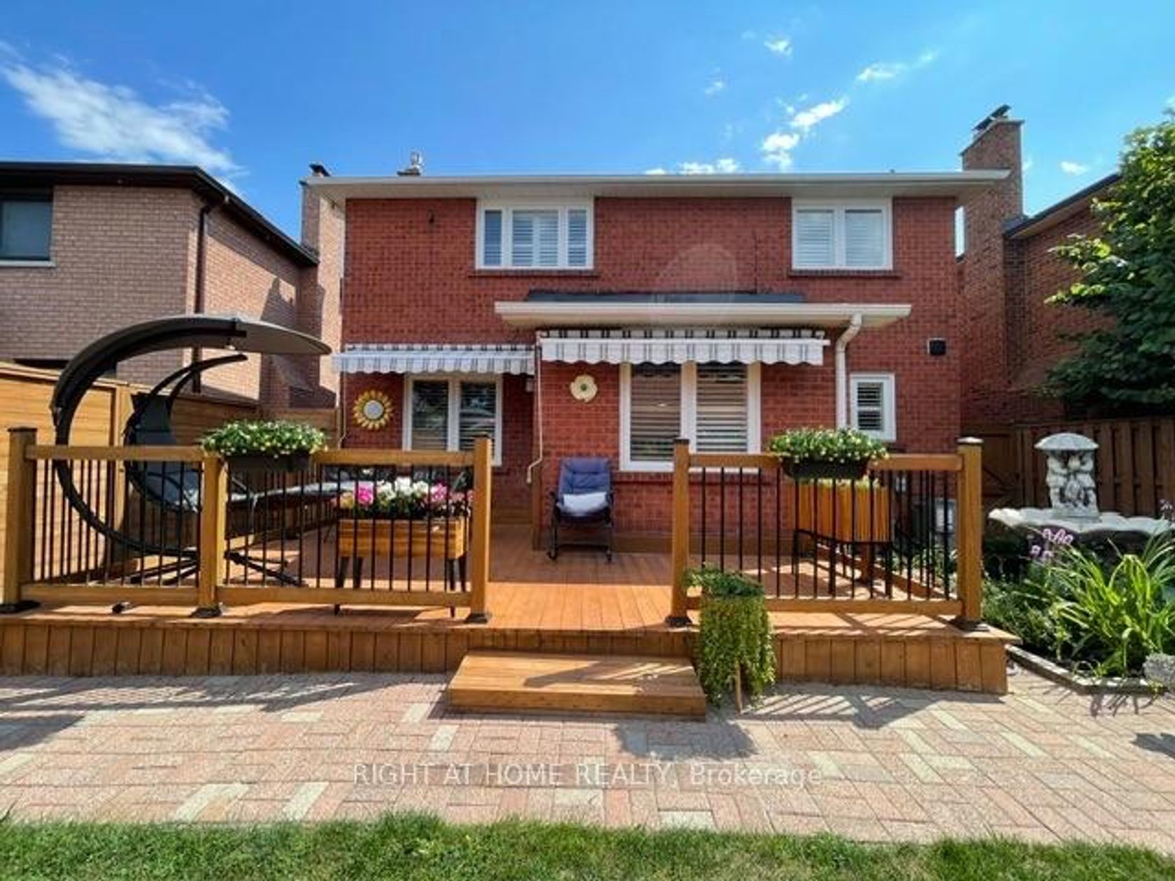 70 Bellona Street, West Woodbridge, Vaughan photo number 2