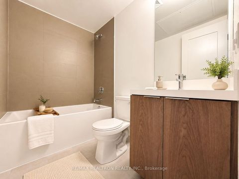 Photo 8 at 4303 - 8 Widmer Street, Waterfront Communities C1, Toronto