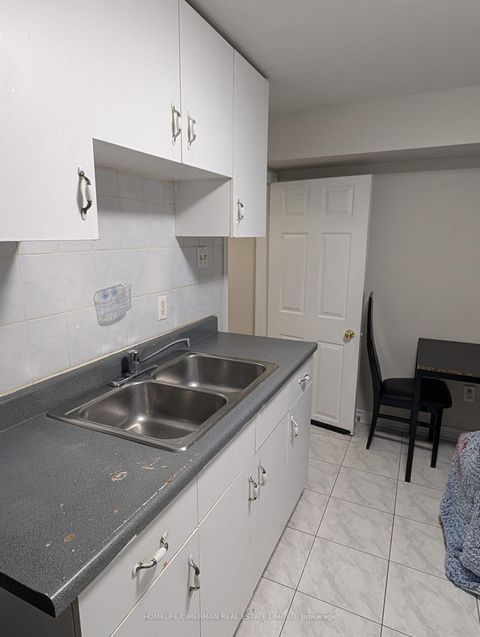 Photo 5 at 1585 Weston Road S, Weston, Toronto