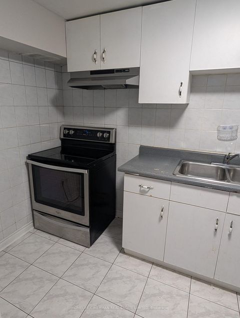 Photo 8 at 1585 Weston Road S, Weston, Toronto