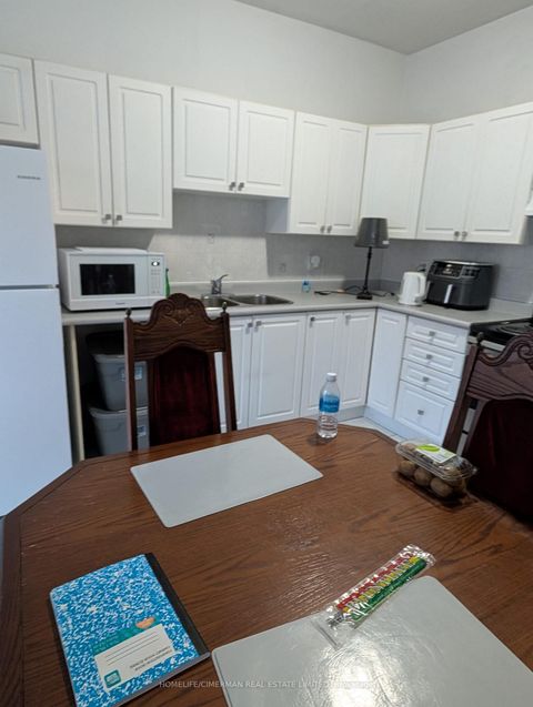Photo 15 at 1585 Weston Road S, Weston, Toronto