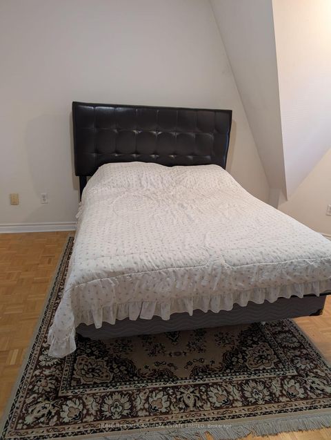 Photo 29 at 1585 Weston Road S, Weston, Toronto