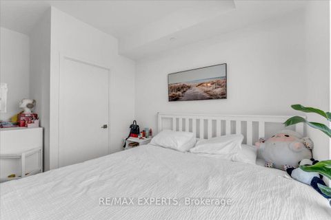 Photo 19 at 828 - 498 Caldari Road, Concord, Vaughan