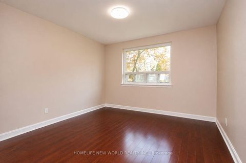 Photo 4 at 54 Southwell Drive, Don Mills, Toronto