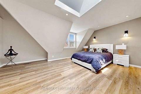 Photo 12 at 732 - 75 Weldrick Road E, Observatory, Richmond Hill