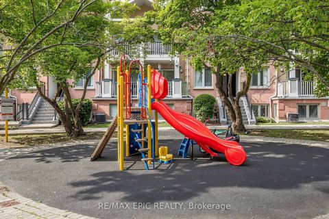 Photo 24 at 732 - 75 Weldrick Road E, Observatory, Richmond Hill