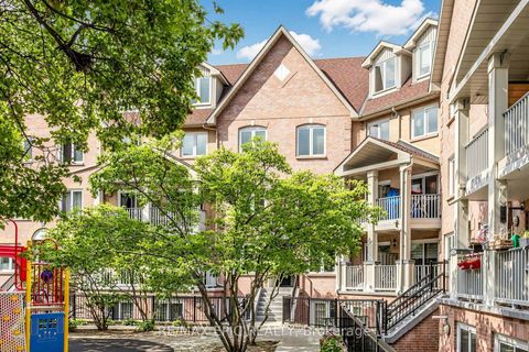 Photo 26 at 732 - 75 Weldrick Road E, Observatory, Richmond Hill