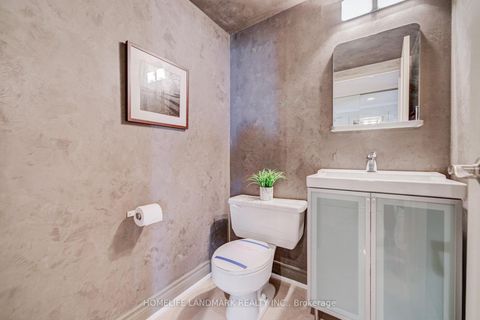 Photo 4 at PH 05 - 10 Kenneth Avenue, Willowdale East, Toronto