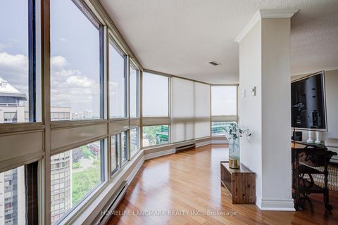 Photo 9 at PH 05 - 10 Kenneth Avenue, Willowdale East, Toronto
