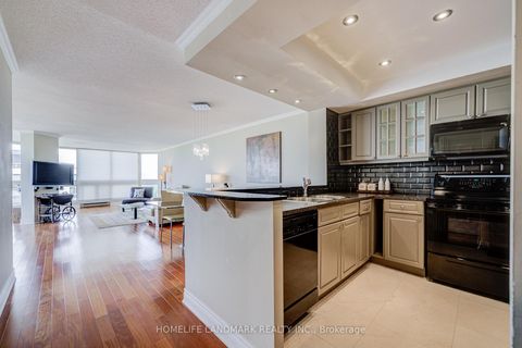 Photo 15 at PH 05 - 10 Kenneth Avenue, Willowdale East, Toronto