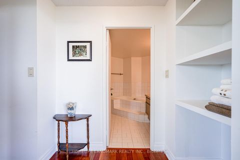 Photo 22 at PH 05 - 10 Kenneth Avenue, Willowdale East, Toronto
