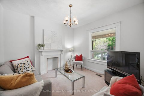 Photo 9 at 43 Marchmount Road, Wychwood, Toronto