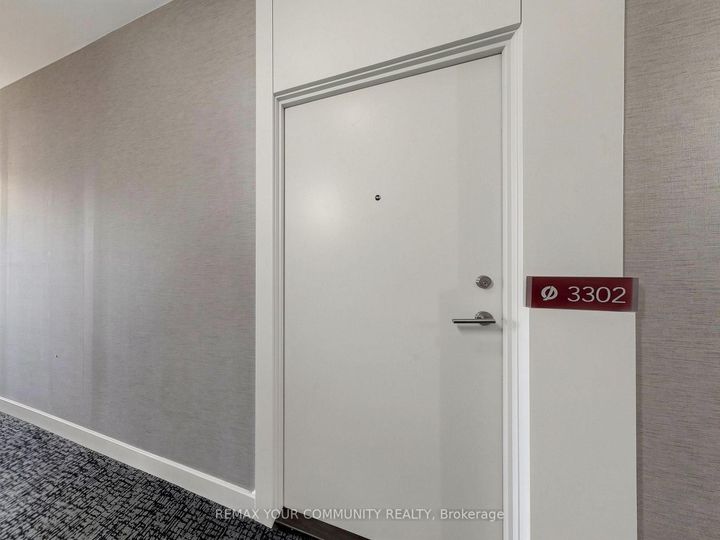 Photo 3 at 3302 - 121 Mcmahon Drive, Bayview Village, Toronto