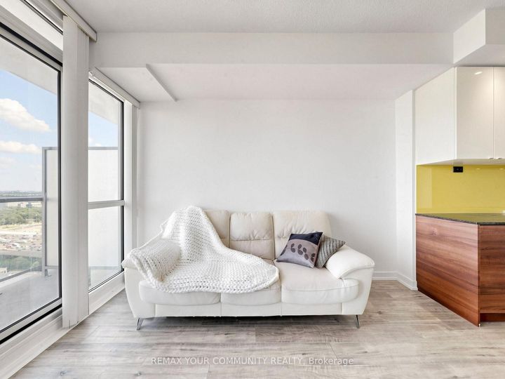 Photo 17 at 3302 - 121 Mcmahon Drive, Bayview Village, Toronto