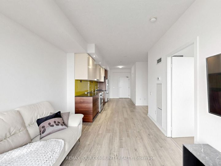 Photo 19 at 3302 - 121 Mcmahon Drive, Bayview Village, Toronto