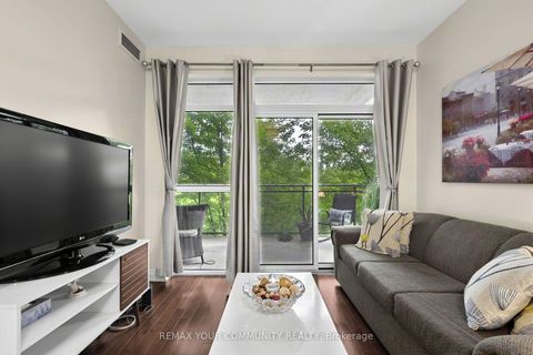 Photo 10 at 438 - 281 Woodbridge Avenue, West Woodbridge, Vaughan