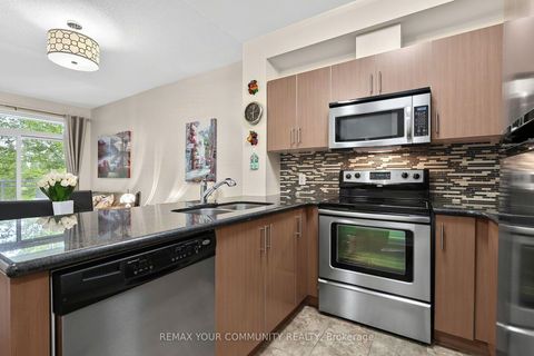 Photo 13 at 438 - 281 Woodbridge Avenue, West Woodbridge, Vaughan