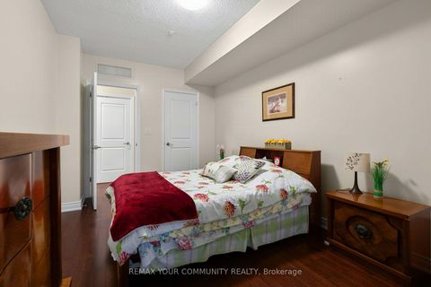 Photo 16 at 438 - 281 Woodbridge Avenue, West Woodbridge, Vaughan