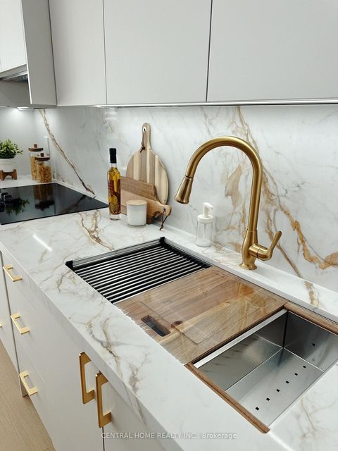 Photo 3 at 302 - 85 SKYMARK Drive, Hillcrest Village, Toronto