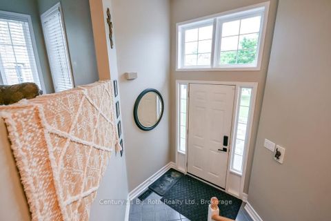 Photo 4 at 1117 Corrie Street, Alcona, Innisfil