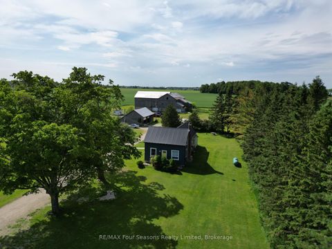 Photo 1 at 5803 26 Highway, Rural Clearview, Clearview