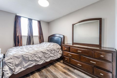 Photo 10 at 611 - 940 Caledonia Road, Glen Park, Toronto