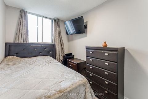 Photo 11 at 611 - 940 Caledonia Road, Glen Park, Toronto