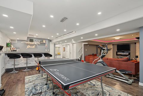 Photo 36 at 8 Yemina Gate, Patterson, Vaughan