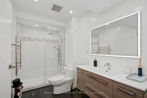 Photo 42 at 8 Yemina Gate, Patterson, Vaughan