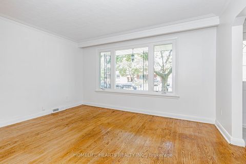 Photo 11 at 6 Dittmer Crescent, Clairville, Toronto