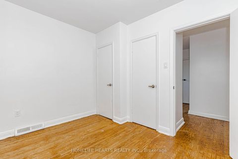 Photo 33 at 6 Dittmer Crescent, Clairville, Toronto