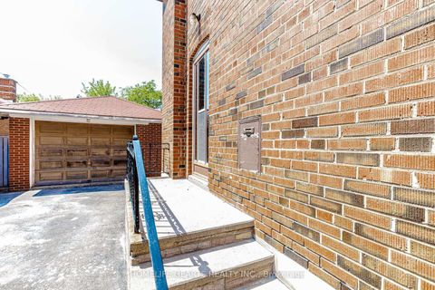 Photo 41 at 6 Dittmer Crescent, Clairville, Toronto