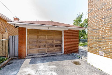 Photo 45 at 6 Dittmer Crescent, Clairville, Toronto