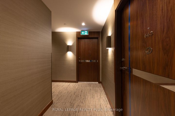 Photo 3 at 662 - 68 Esther Shiner Boulevard, Bayview Village, Toronto