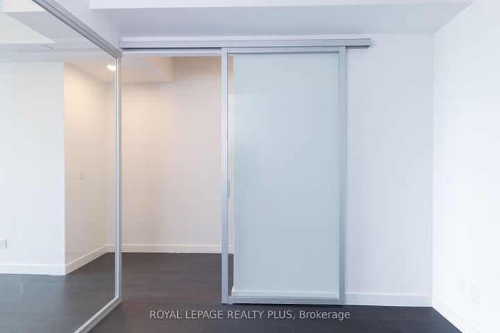 Photo 14 at 662 - 68 Esther Shiner Boulevard, Bayview Village, Toronto
