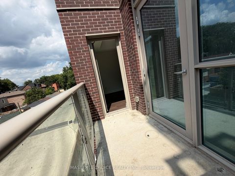 Photo 10 at 323 - 150 logan Avenue, South Riverdale, Toronto