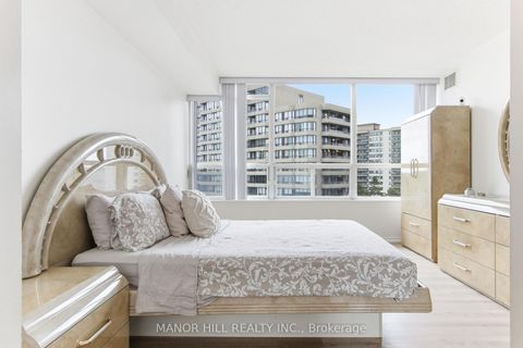 Photo 23 at 814 - 11 Townsgate Drive, Yorkhill, Vaughan